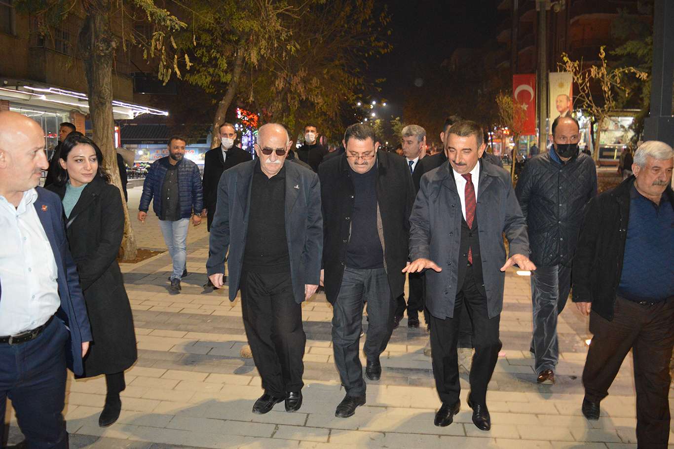 Siirt'te Güres Caddesi çevre düzenleme projesi tamamlandı